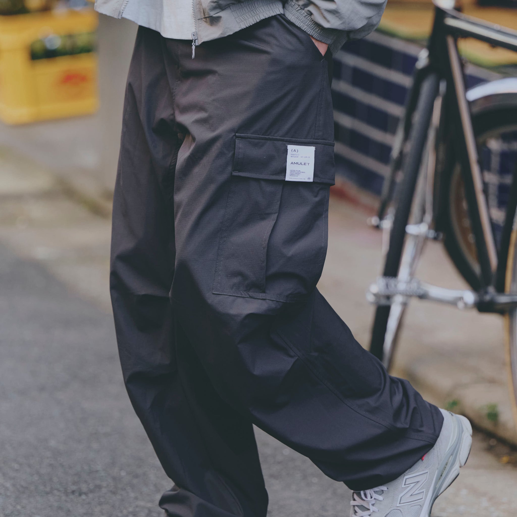 AMULET WINDSTOPPER CARGO PANTS BLACK