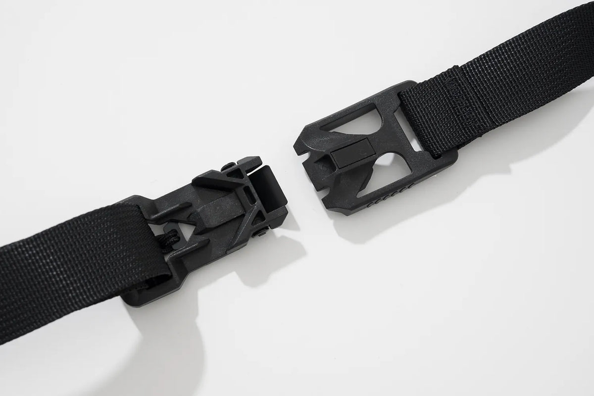 AMULET BELT BLACK